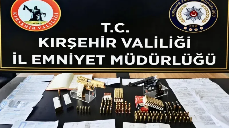 Tefecilik ve dolandırıcılık iddiasıyla 9 zanlı tutuklandı.